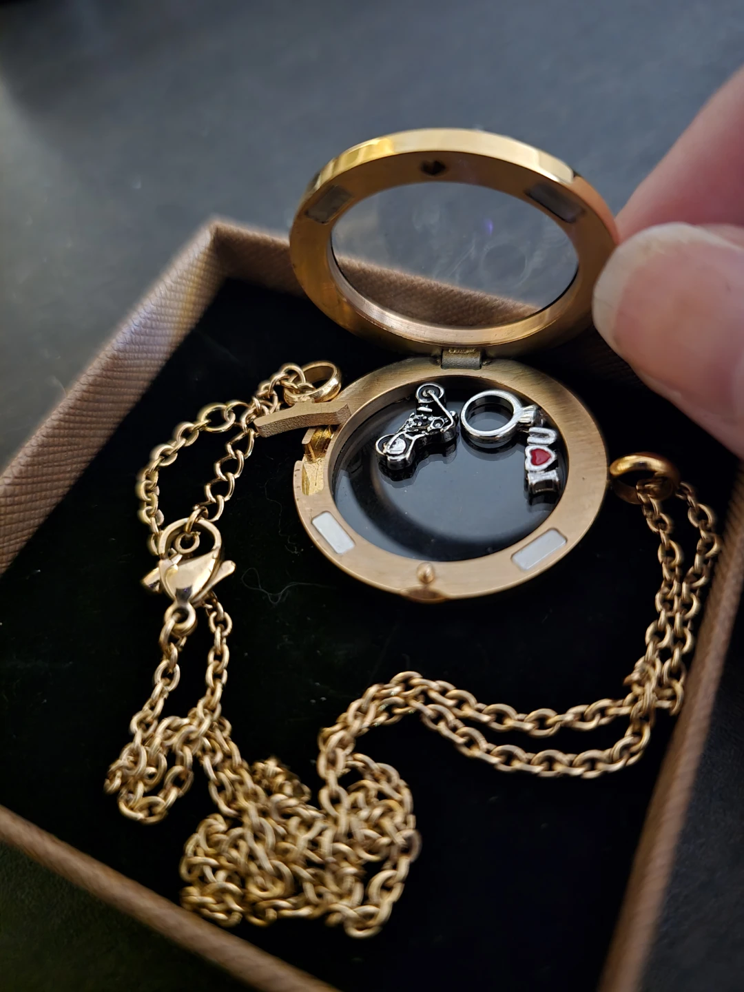 Versatile Rose gold plated floating charm locket - photo 2