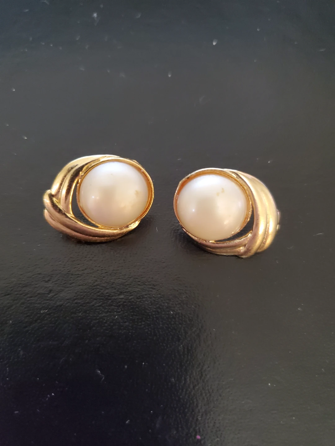 Vintage Pierced Earrings - photo 4