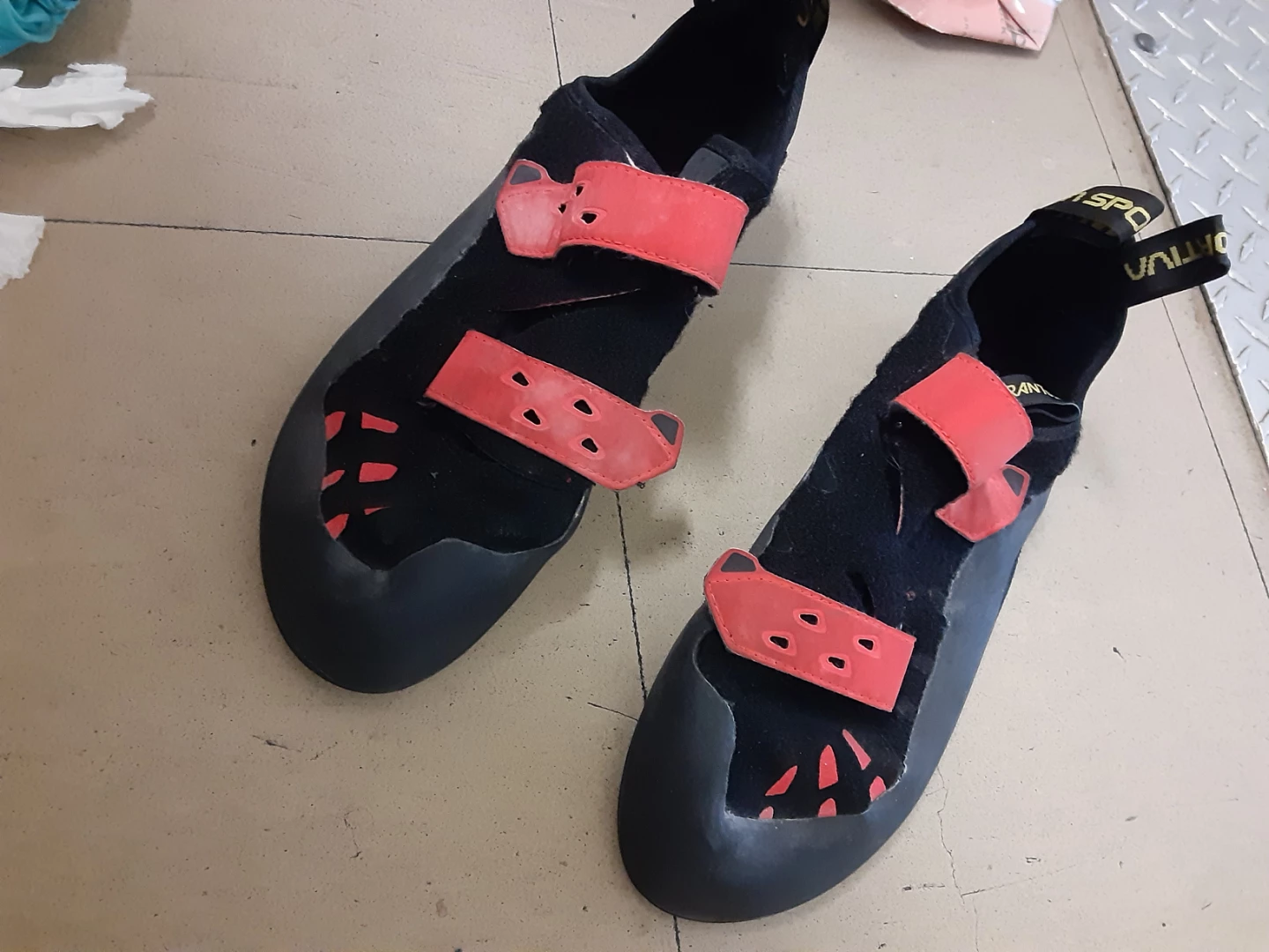 La Sportiva Tarantula Climbing Shoes