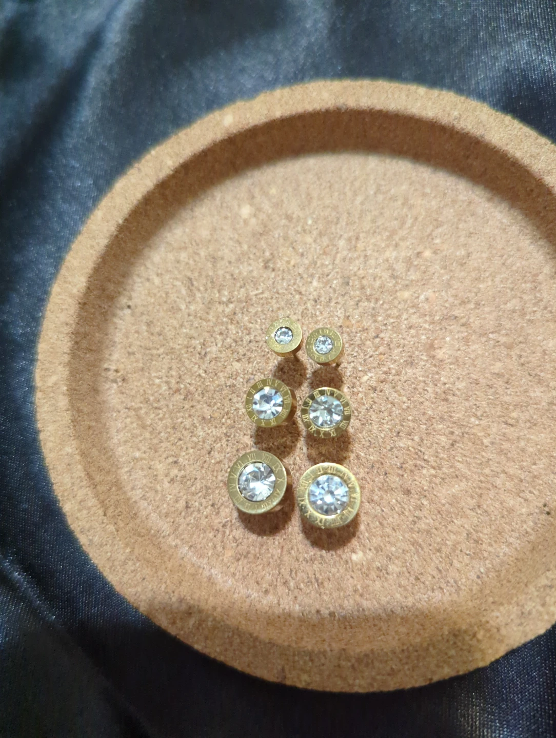 Set of 3 Pairs Gold-Tone Roman Numeral Stud Earrings - photo 4