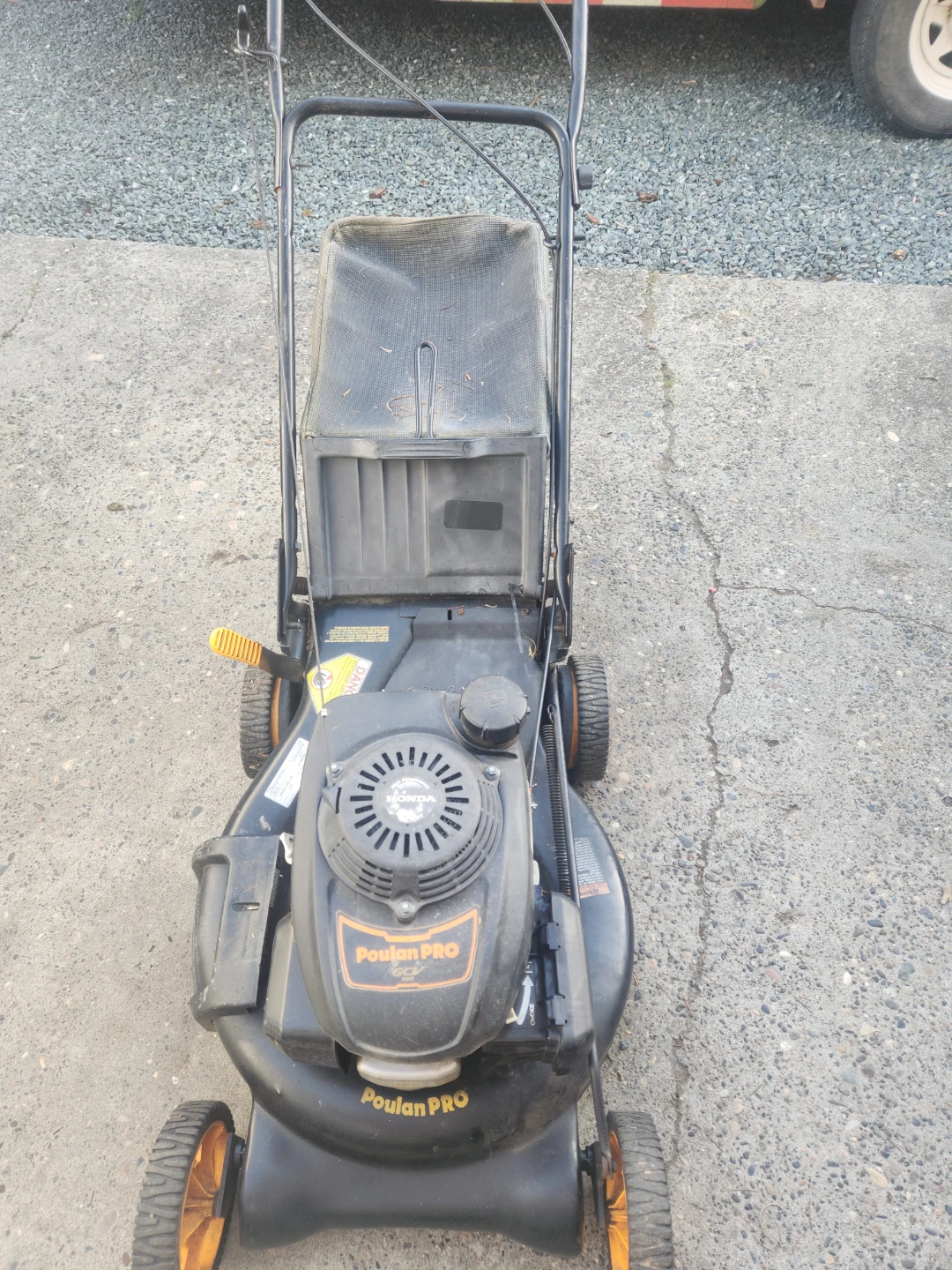Poulan Pro GCV 160 Lawn Mower