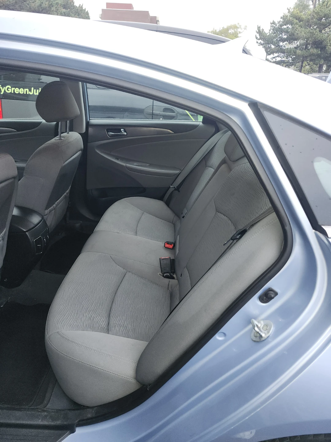 Car - photo 3
