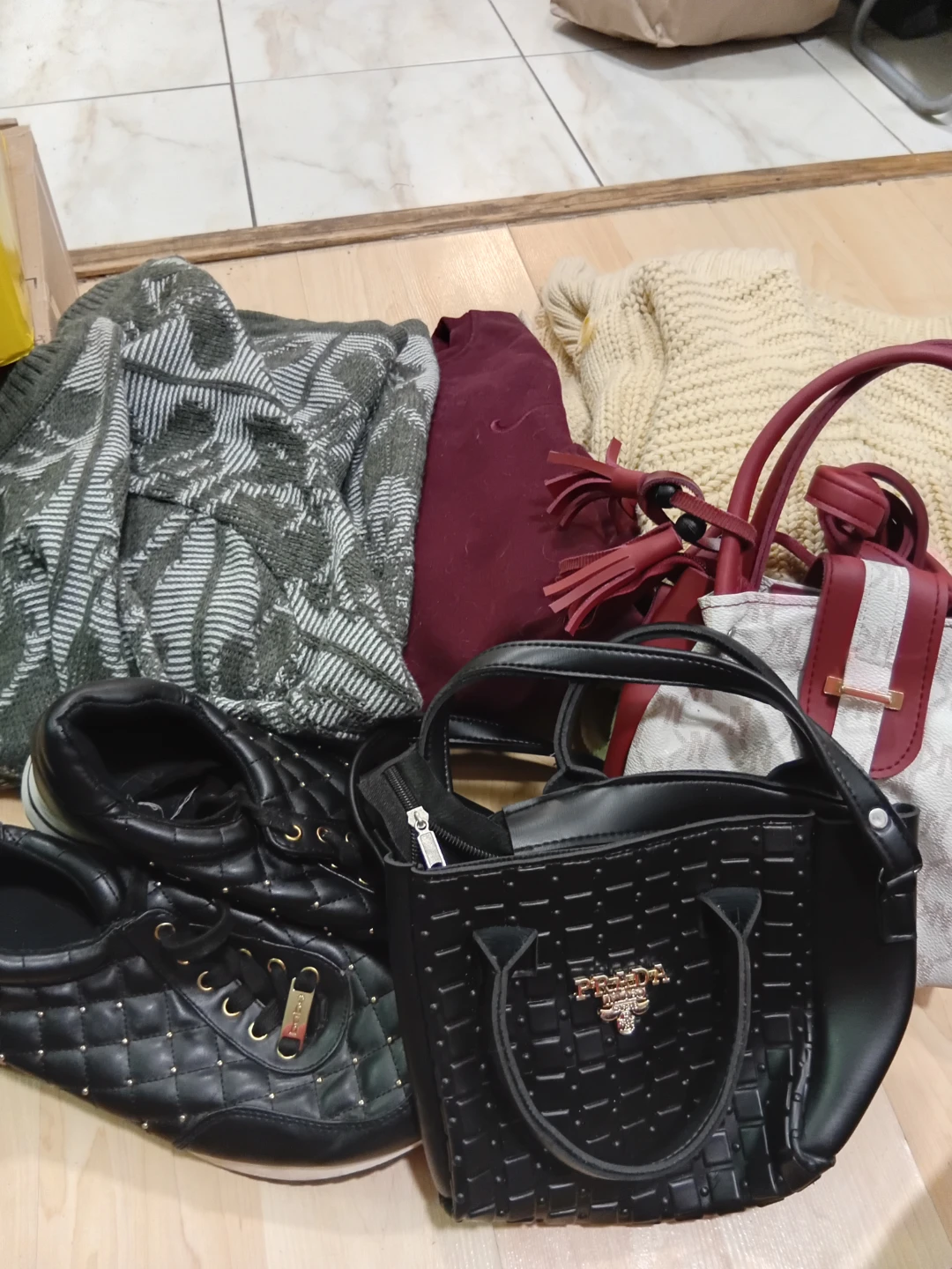Assorted Women's Clothing Lot - photo 5
