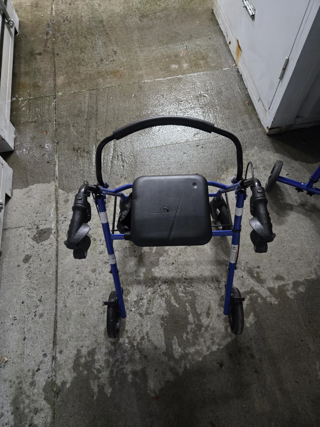 Cosywill Knee Scooter and Elderly walker with seat - photo 4
