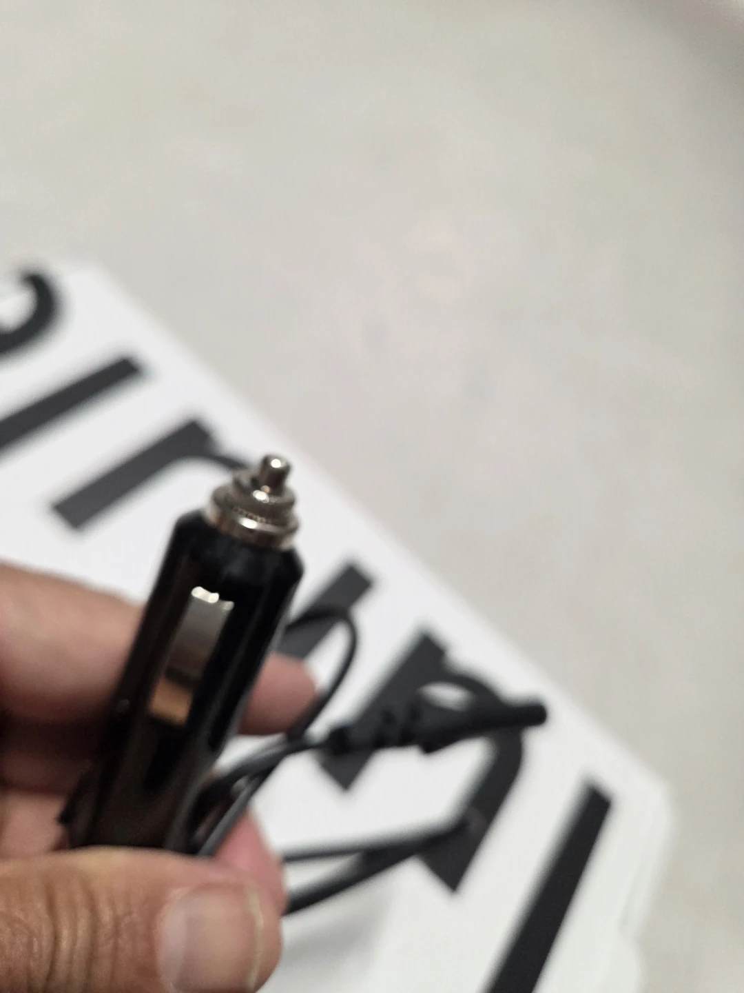Car power adapter - photo 4