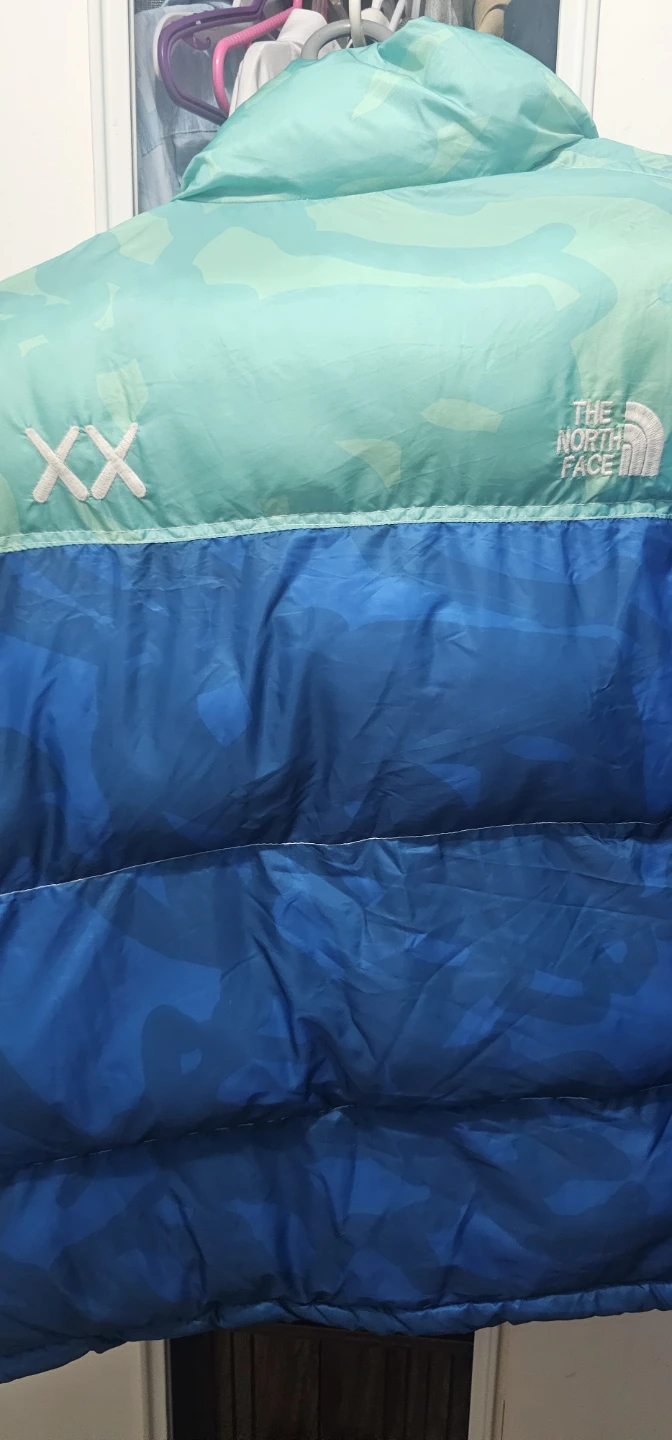 The North Face x KAWS Puffer Jacket - photo 4