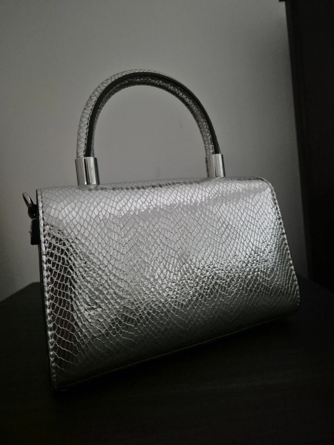 Guess Silver Handbag - photo 2