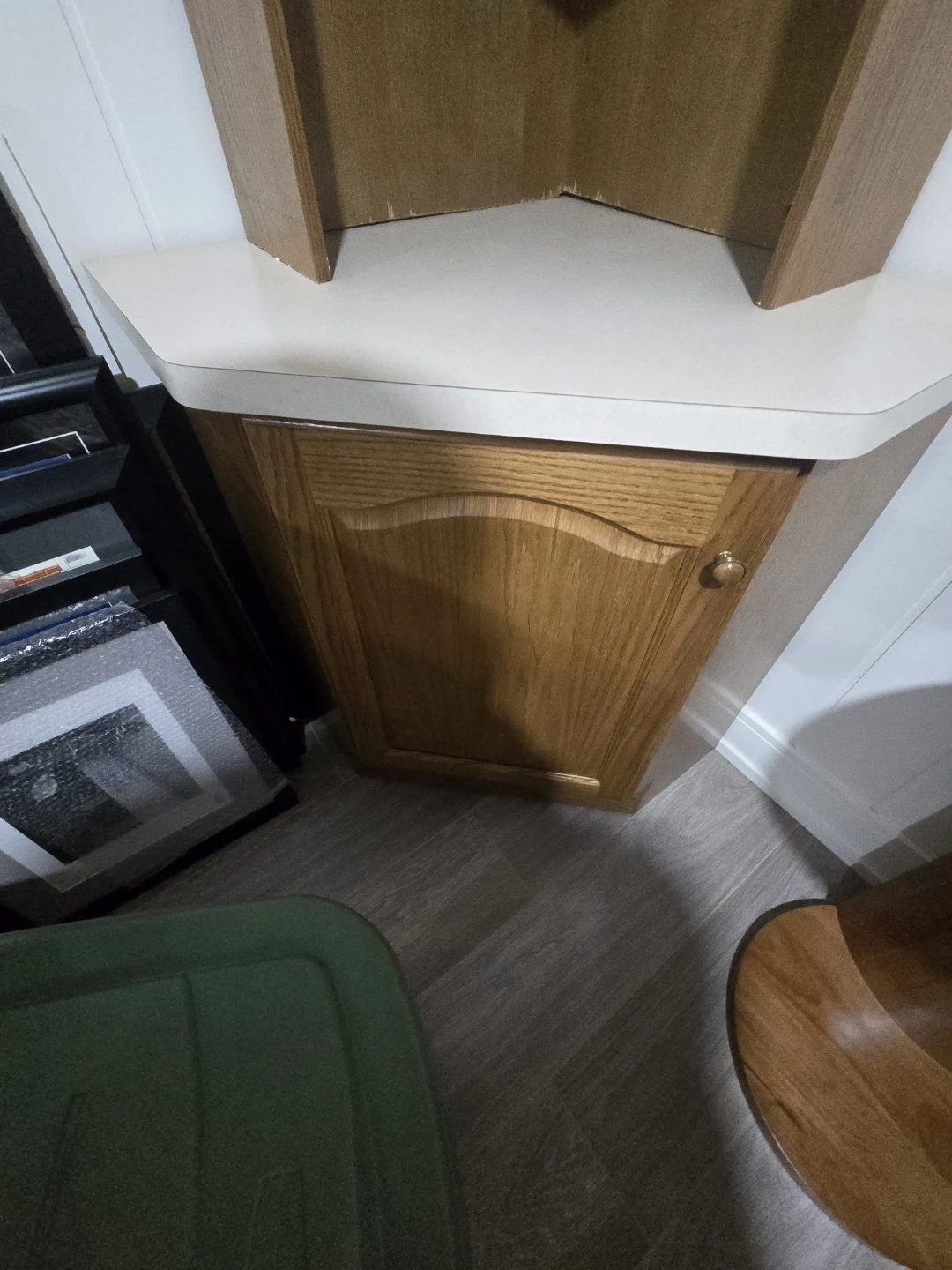 Custom Corner Display Cabinet - photo 3