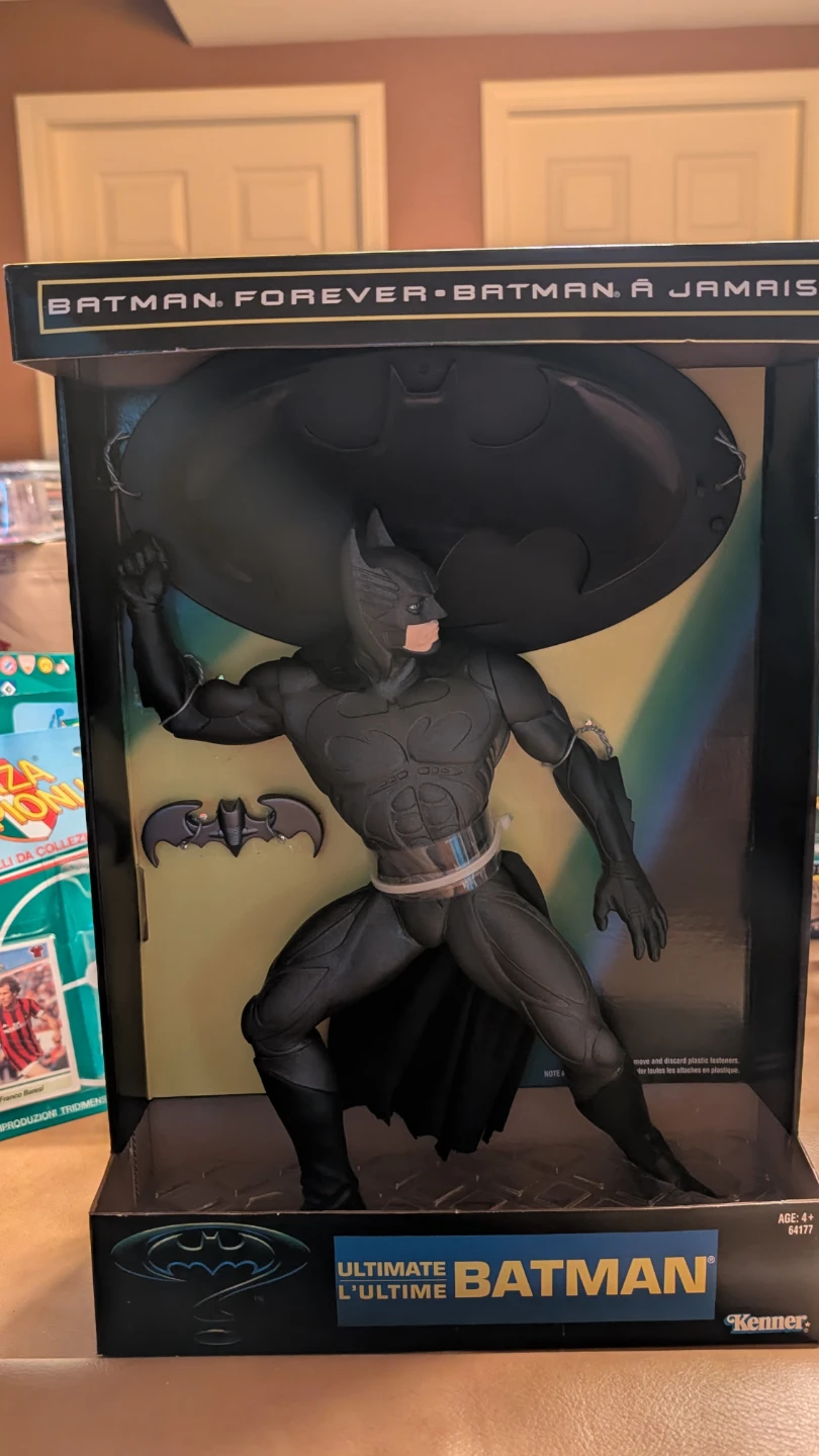 Kenner Ultimate Batman Forever Figure