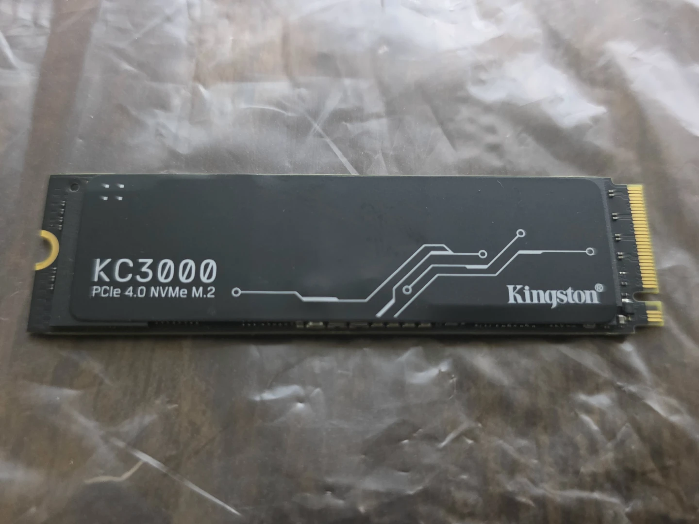 Kingston KC3000 2TB NVMe for PC & PS5 – 7000MB/s