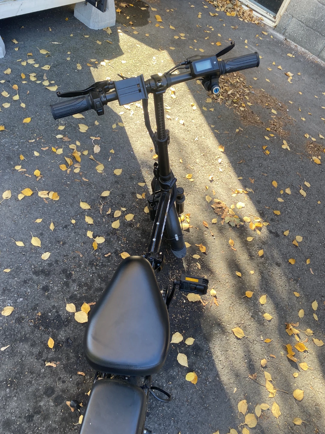 Keqjsk Folding E-Bike with 48V 8Ah Battery - photo 3