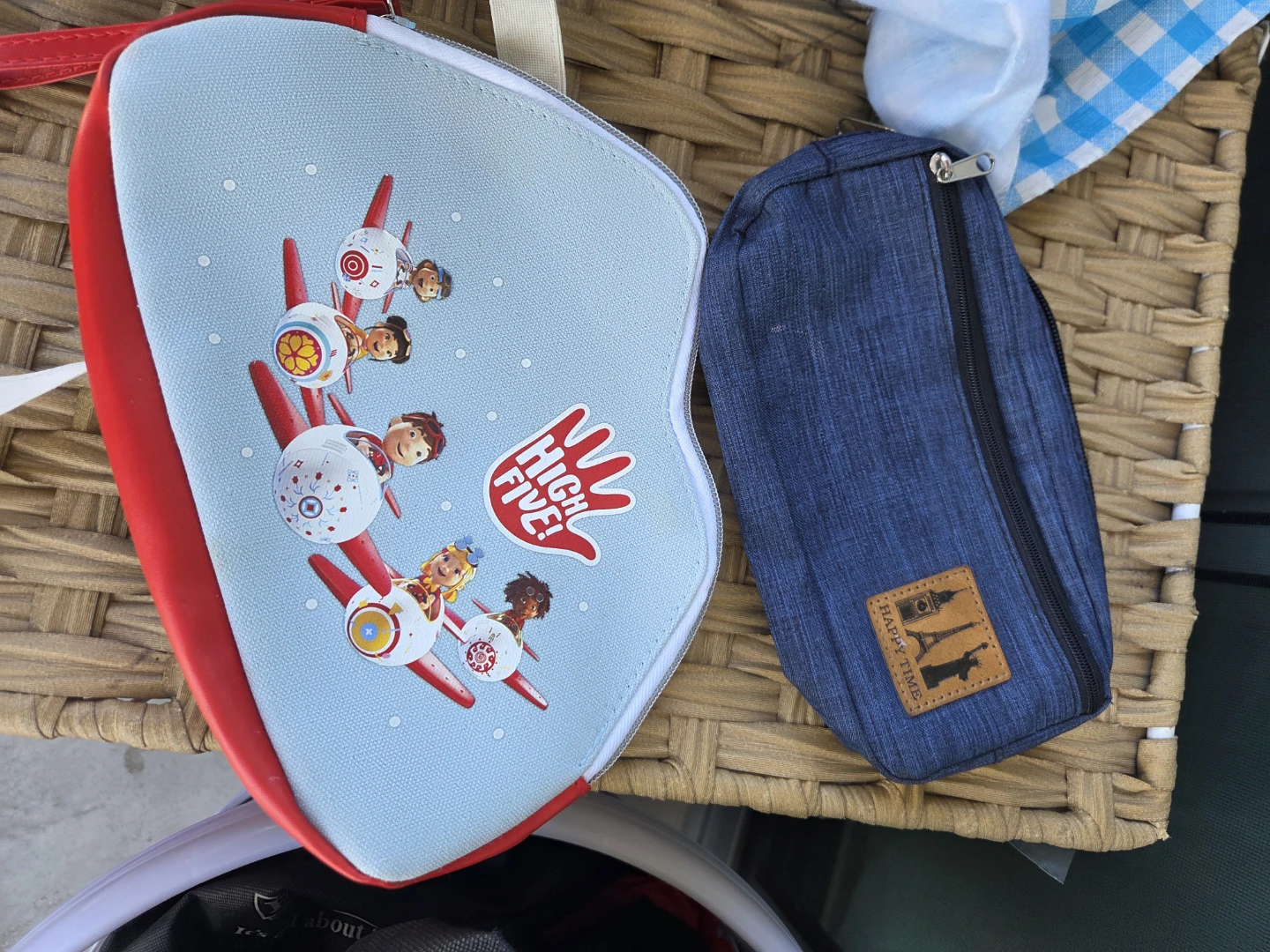 Turkish Airlines Kids Bag and Travel Pouch Set - photo 2