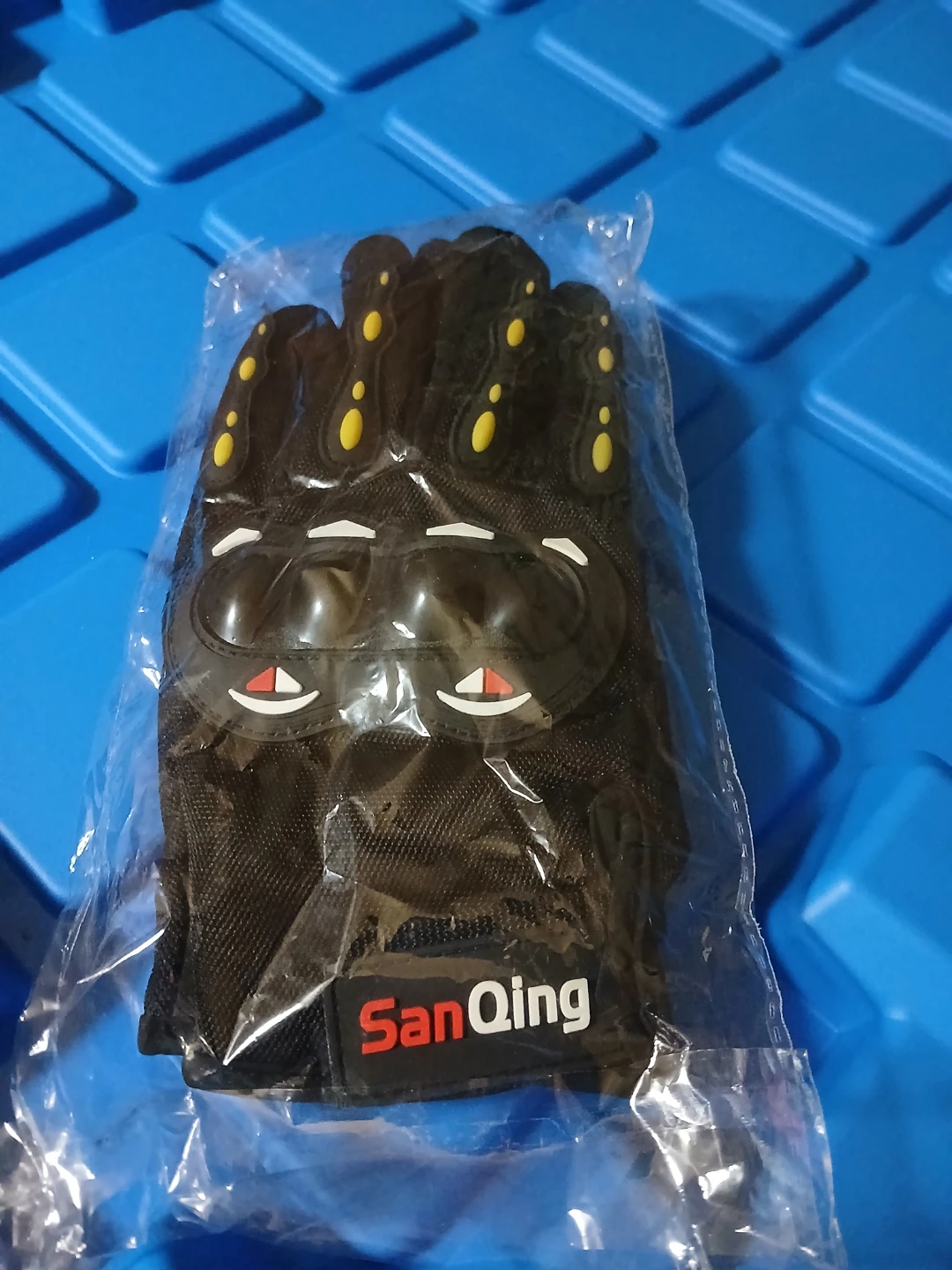 SanQing Black Protective Gloves