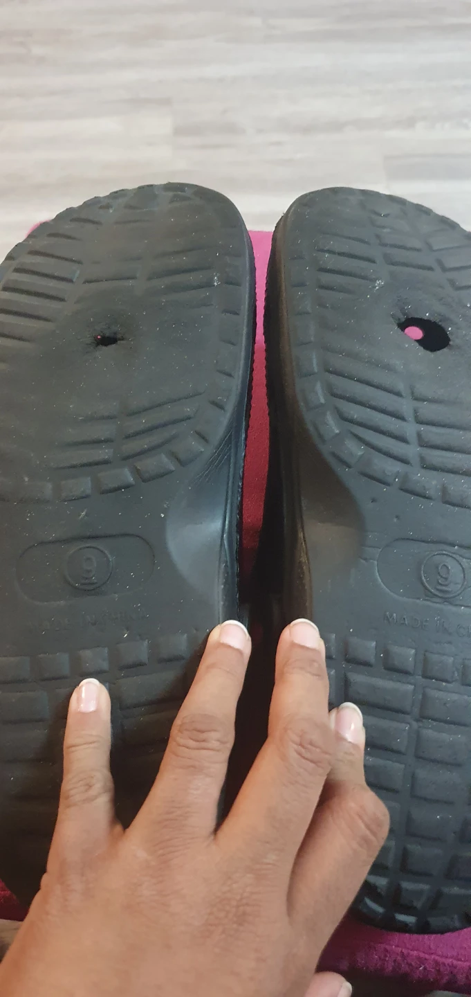 Black Clog Sandals Size 9 - photo 2