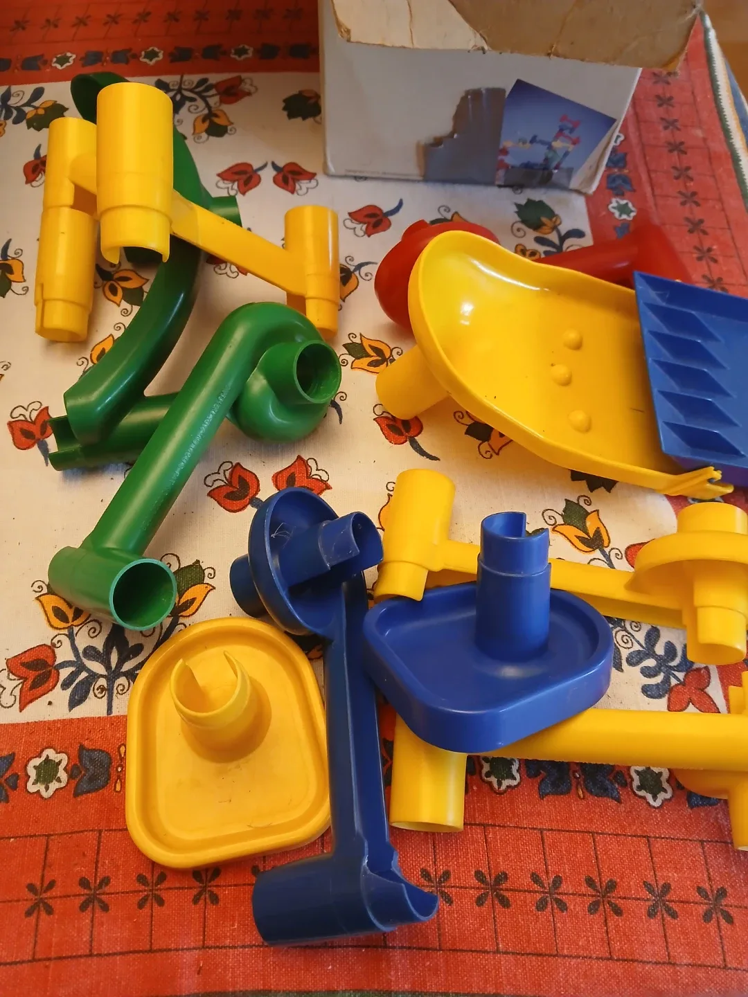 VINTAGE Discovery Toys Marbleworks Marble Run