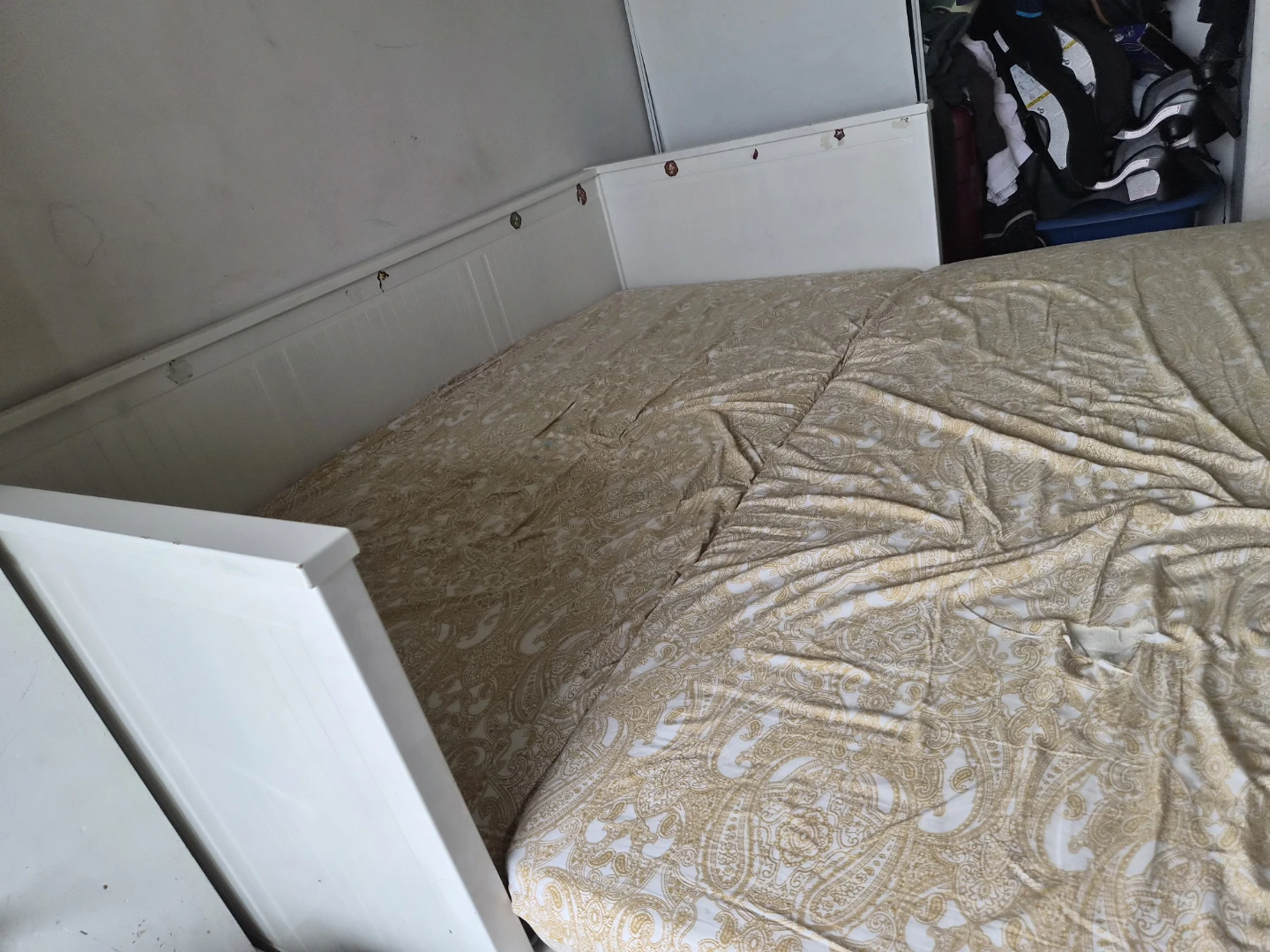 White IKEA Hemnes Daybed only frame,   mattress not included - photo 2