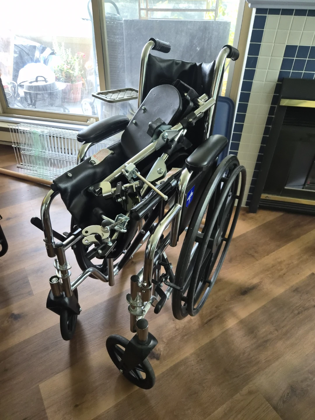 Manual Wheelchair - photo 2