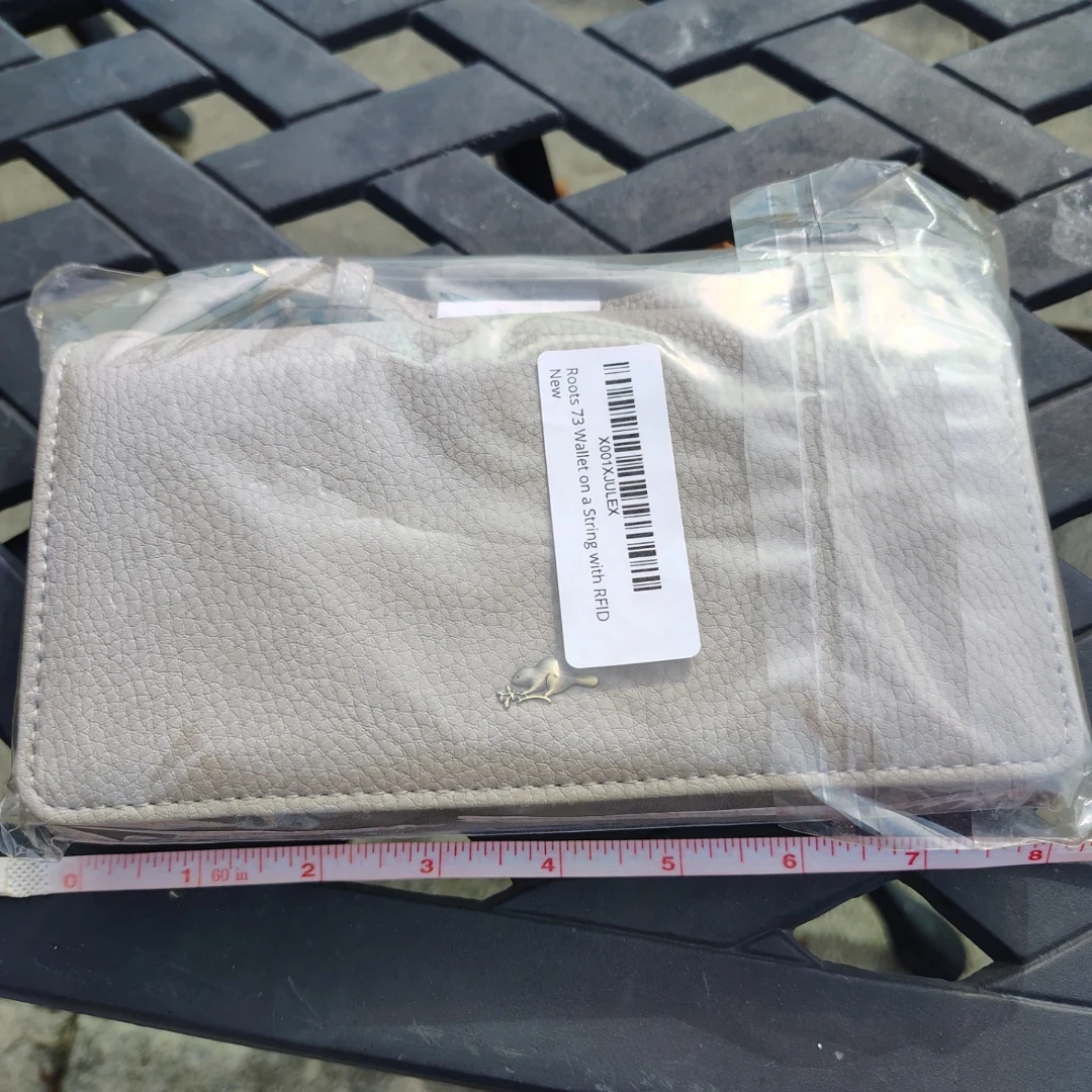 New Roots 73 Leather Wallet on a String with RFID