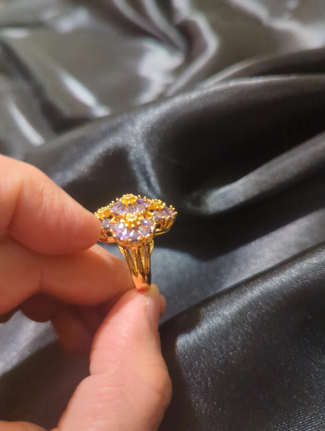 Gold-tone floral ring with purple stones - photo 3