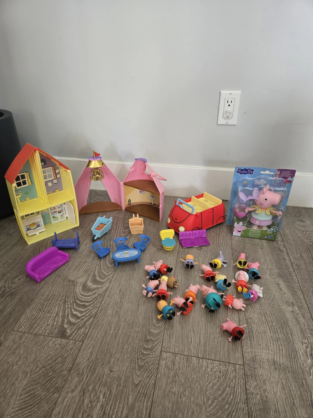 Peppa pig toy lot