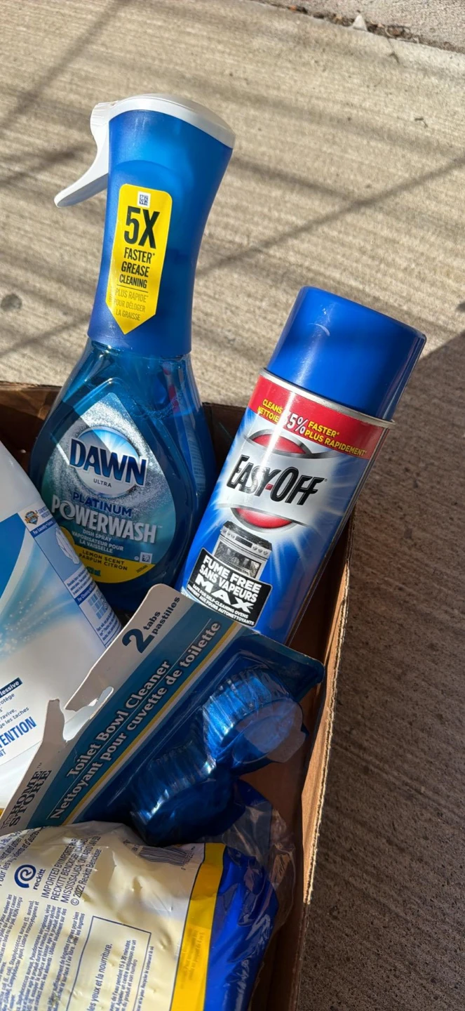 Assorted Household Cleaning Supplies Bundle - photo 5