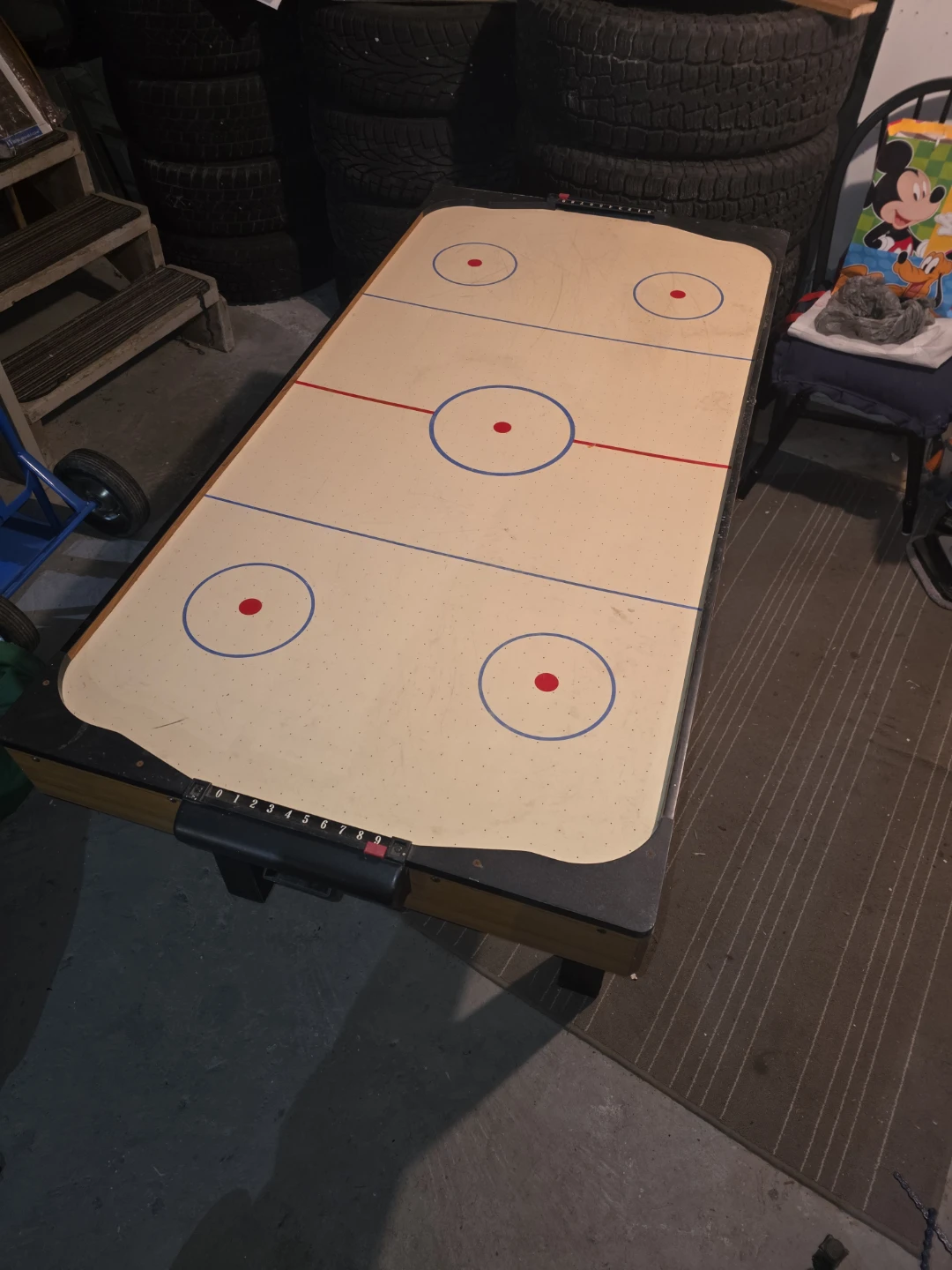 Air hockey table - photo 2