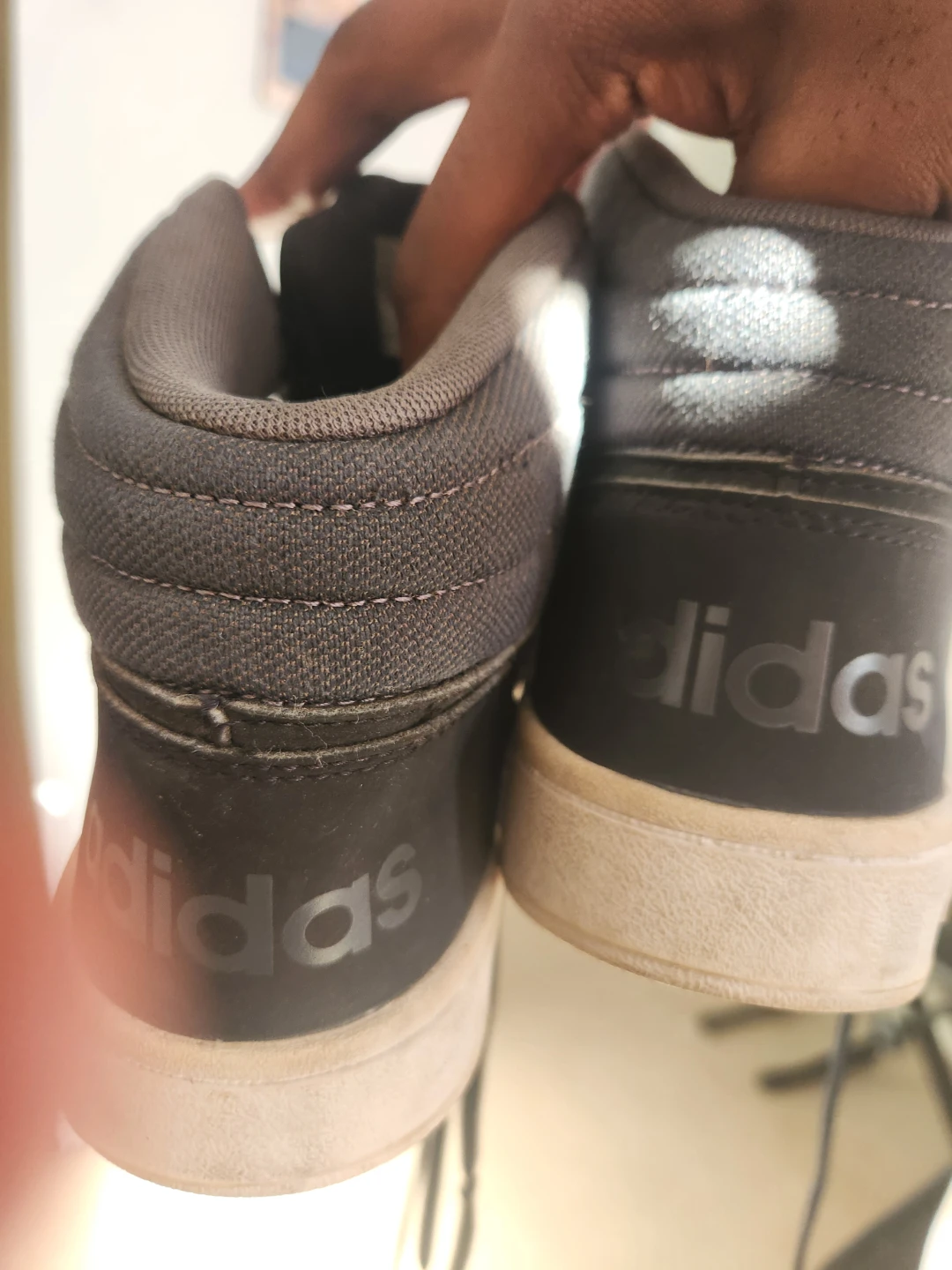 Adidas high top sneakers black - photo 2