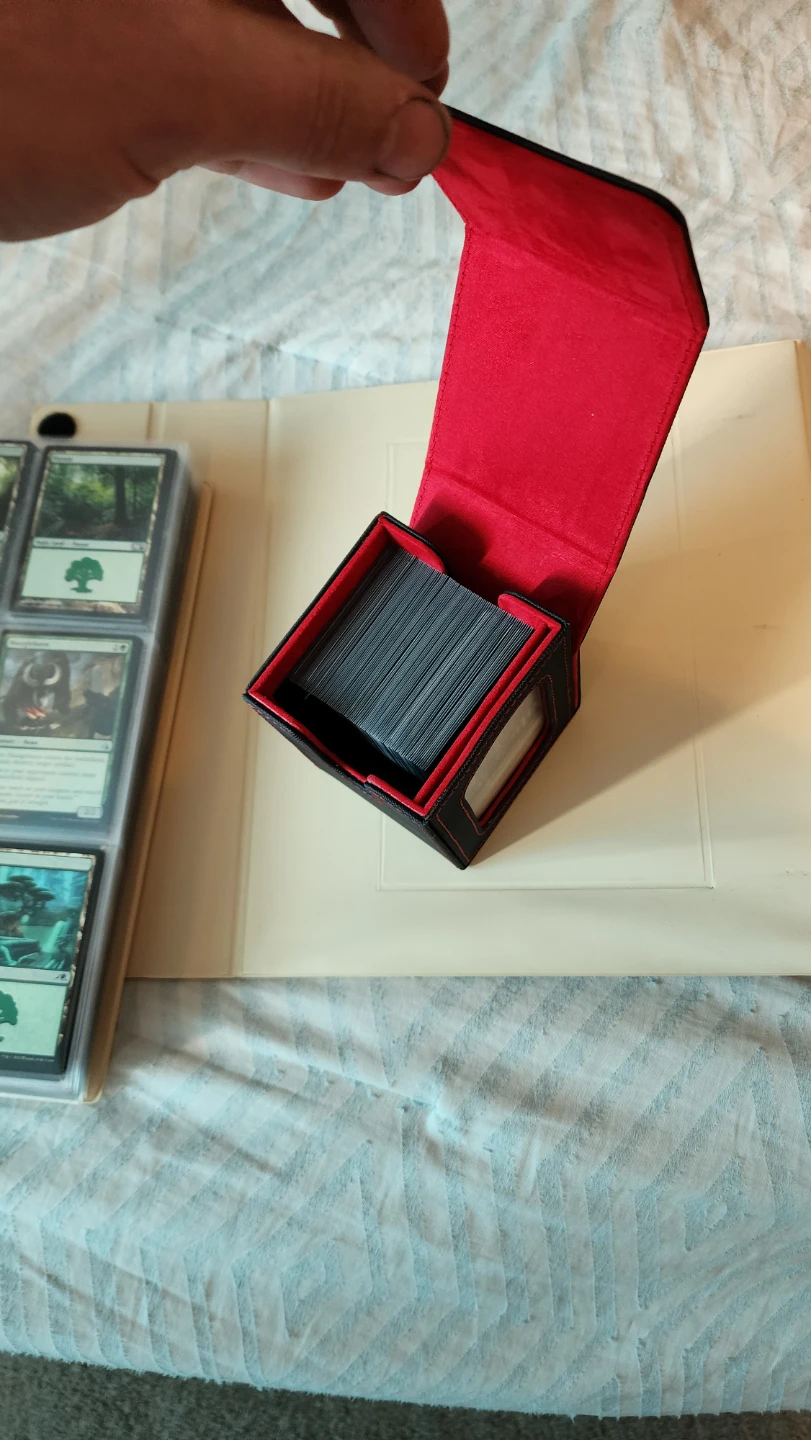 Magic: The Gathering Collection in Binder and Deck Box - photo 5