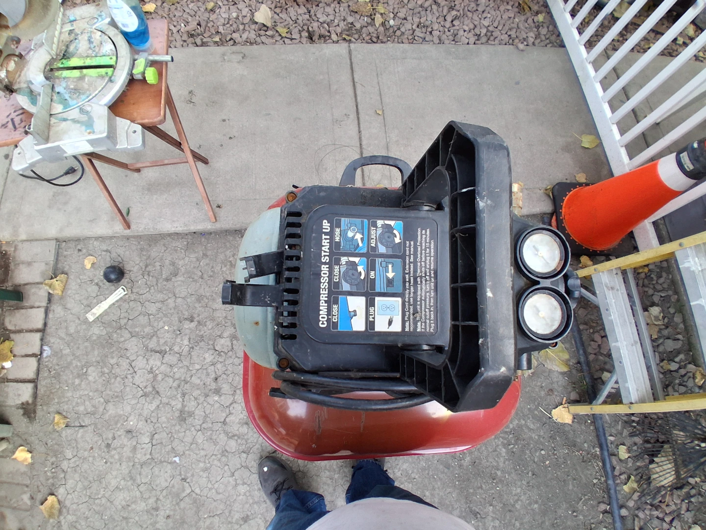 McGraw 3 Gallon Oil-Free Air Compressor - photo 2