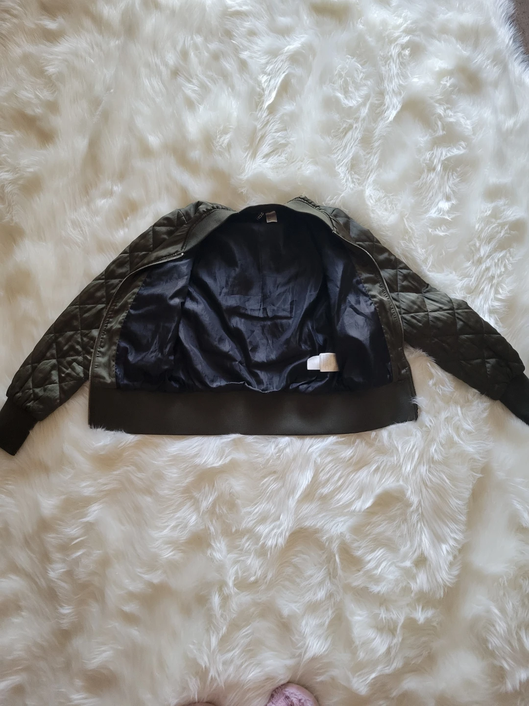 Small H&M divided Olive Green Quilted Bomber Jacket - photo 2
