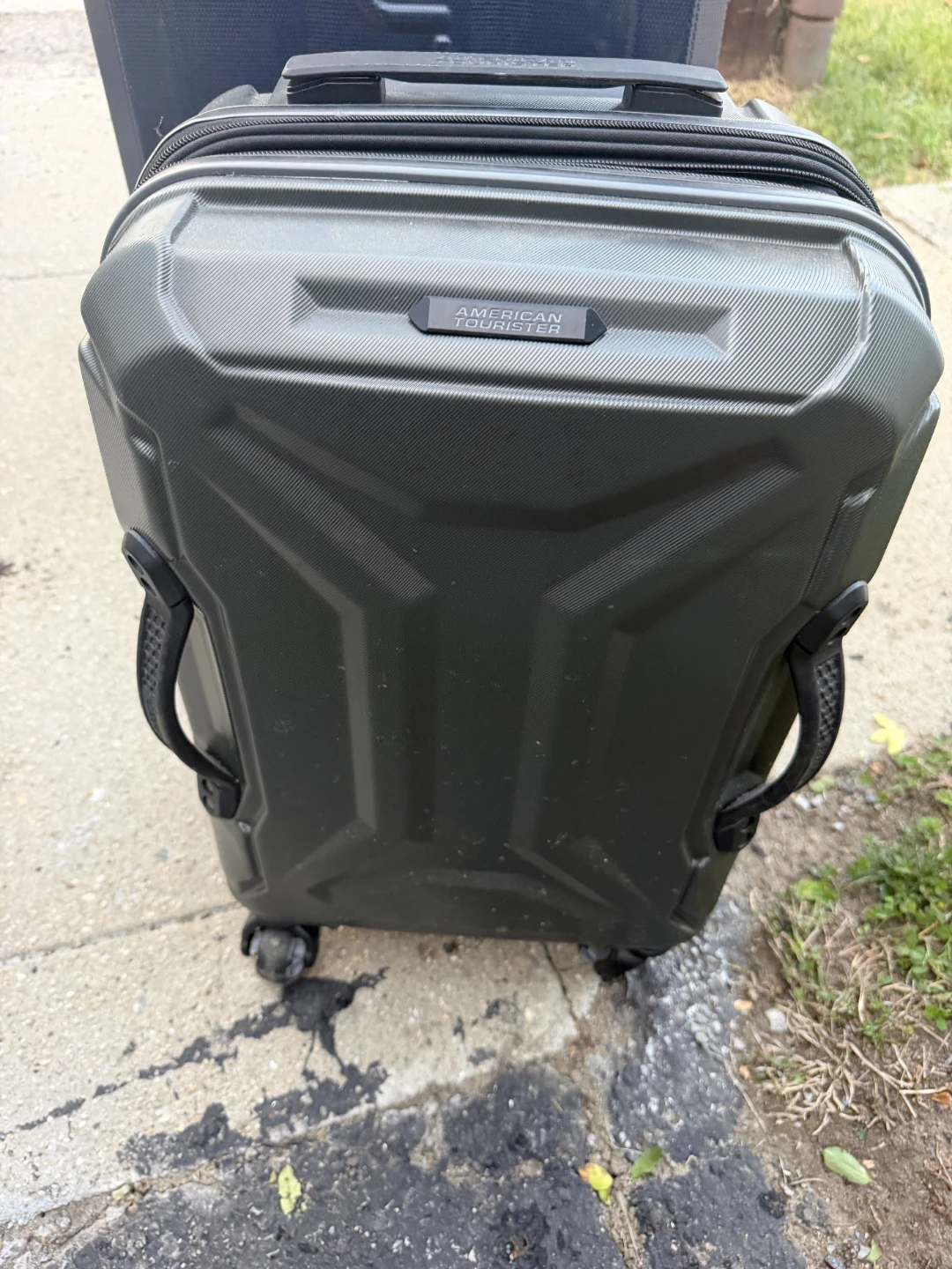 SwissGear, Nautica, and American Tourister Luggage - photo 5