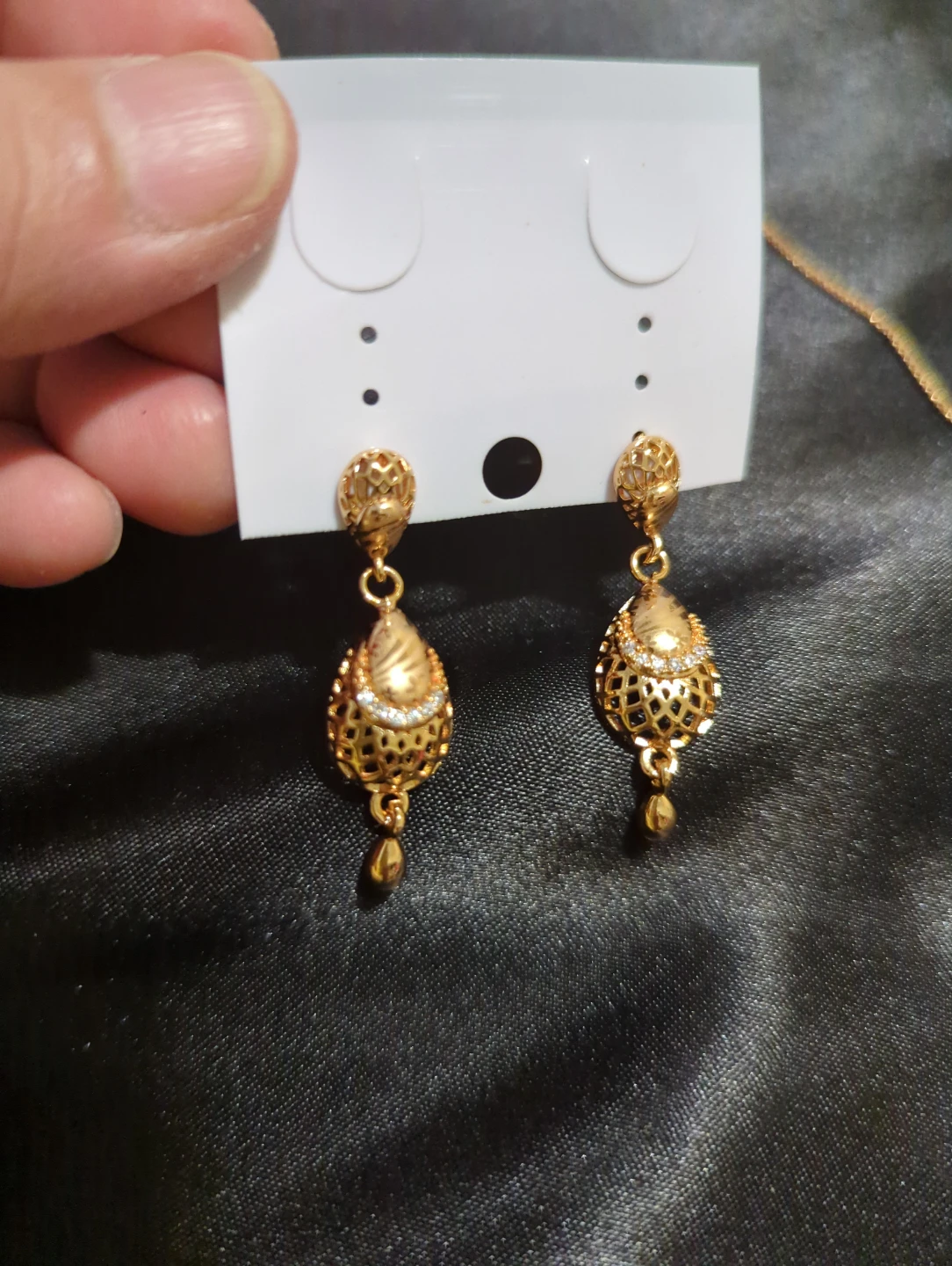 Gold Tone Pendant Necklace and Earring Set - photo 3