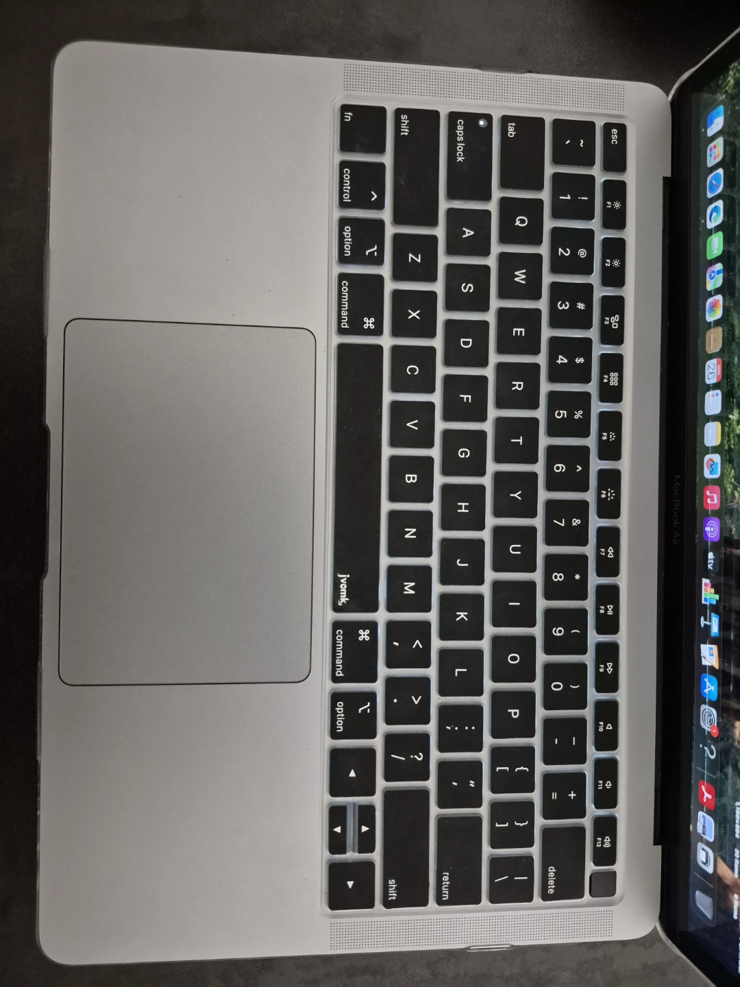 Apple MacBook Air 1.1 GHz Quad-Core Intel Core i5