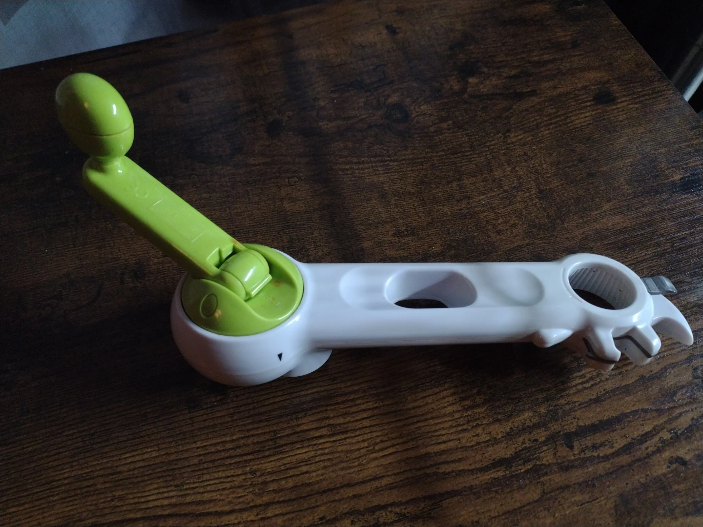 Rotary Can Opener, easy on the hands! - photo 3