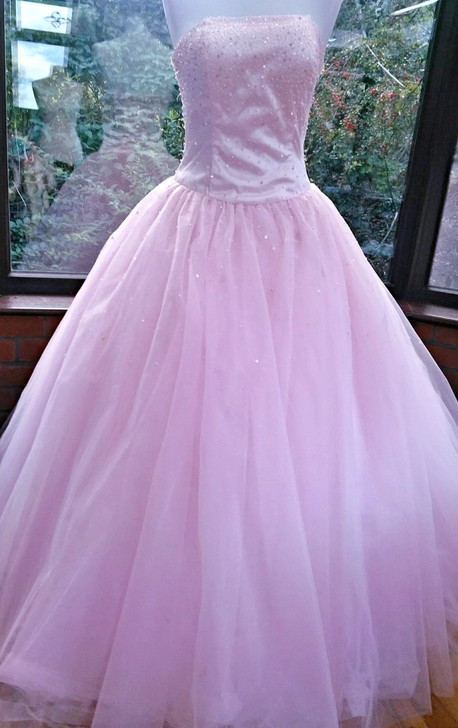 Gorgeous handmade princess pink prom dress, hand beaded. - photo 2