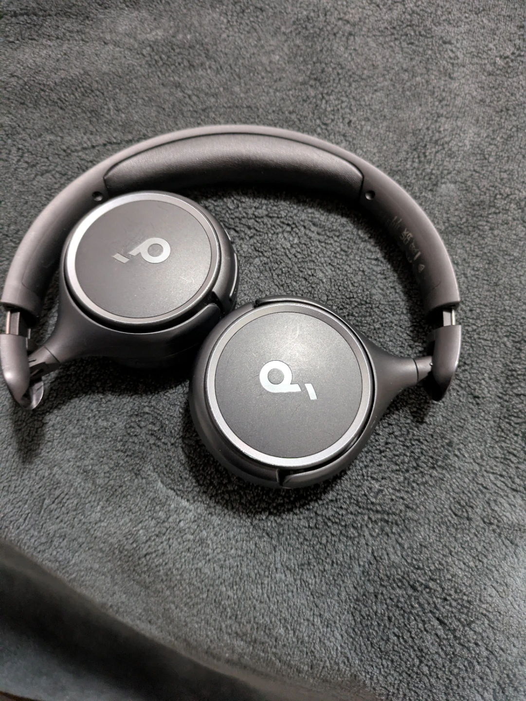 Anker's Soundcore Life Q10 wireless headphones - photo 3