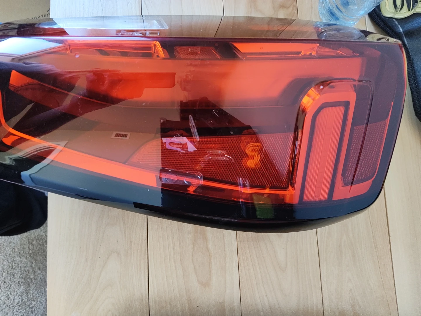 GMC Sierra 1500 Passenger Side Tail Light - photo 2