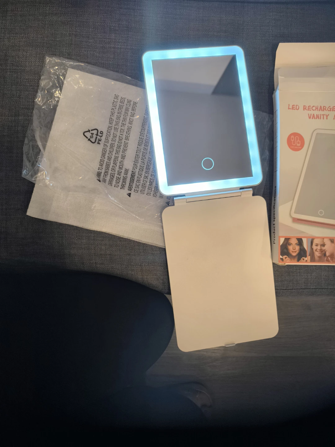 Rechargeable LED Travel Vanity Mirror - photo 5