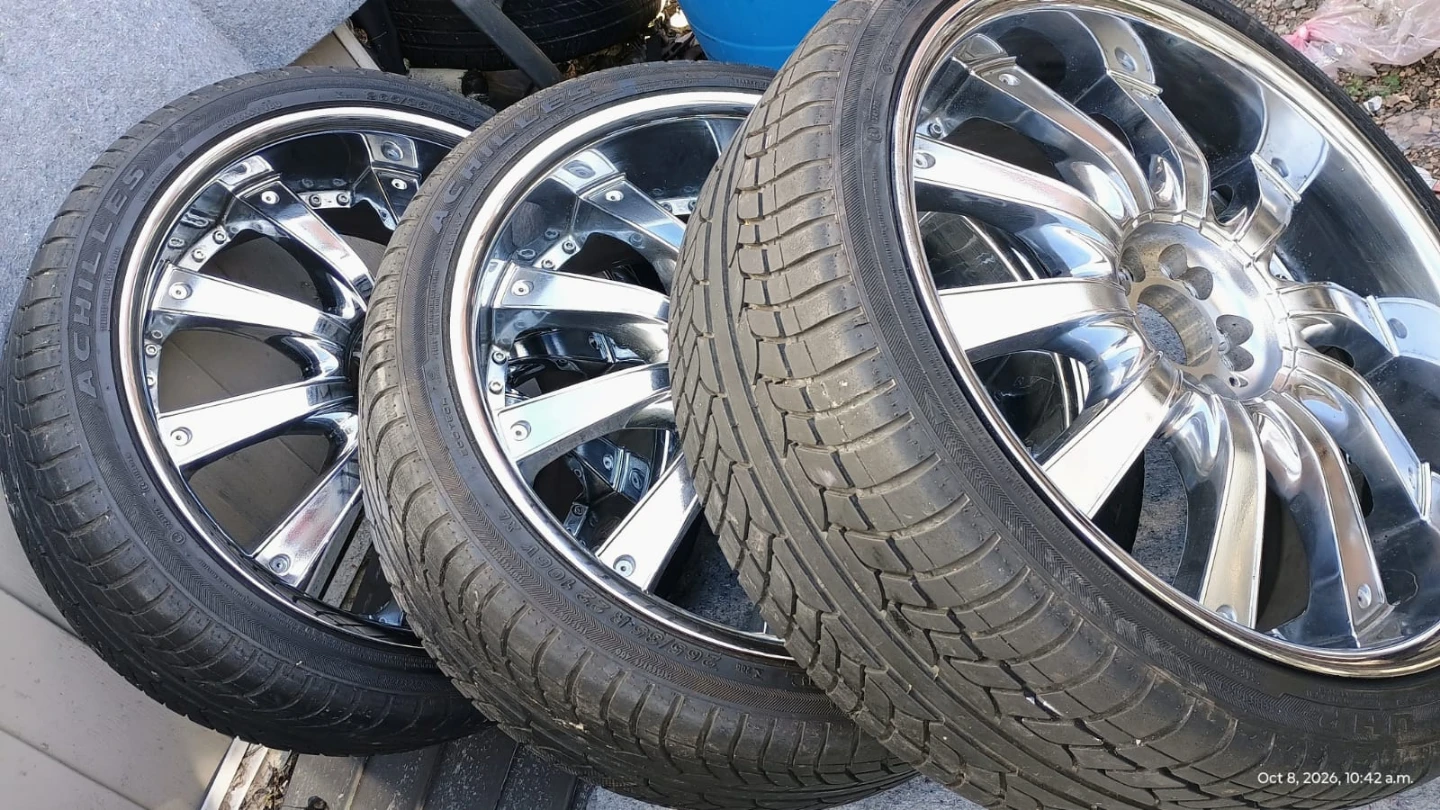 Set of 3 Chrome Wheels with 265/35 R22 Tires