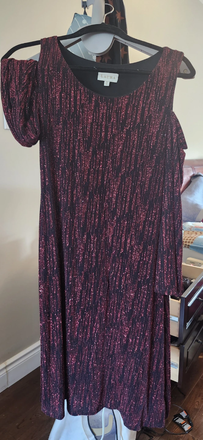 Laura Cold Shoulder Shimmer Dress, never worn - photo 2
