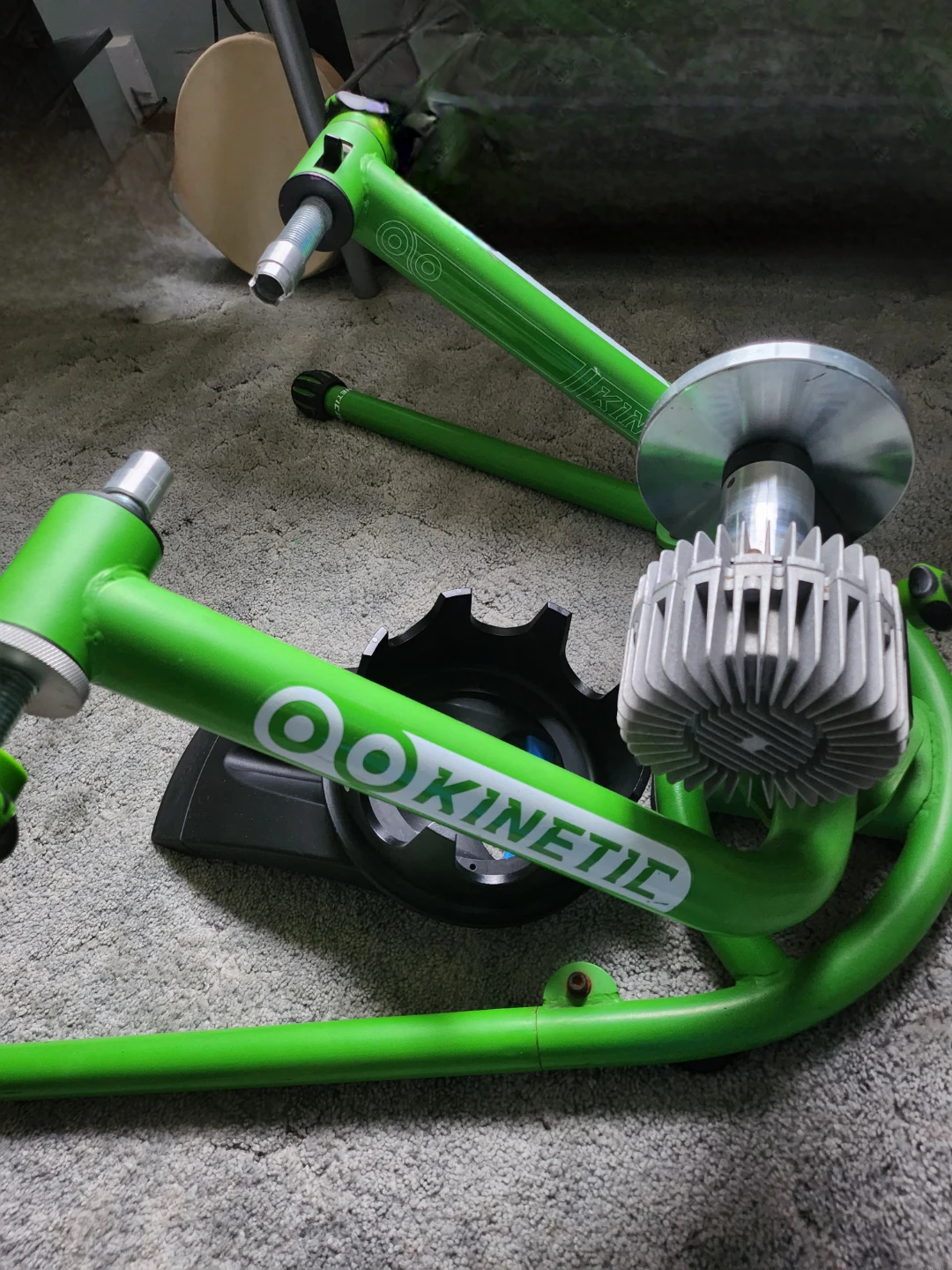 Kinetic Rock&Roll bike trainer W/riser. - photo 4