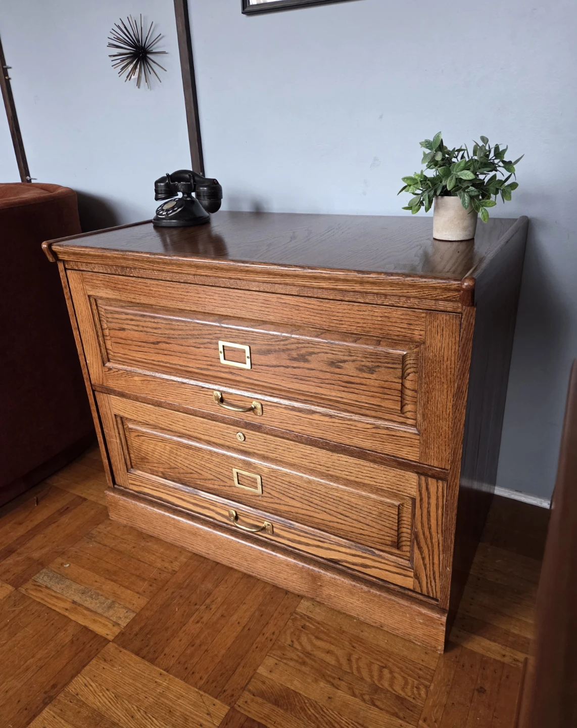 Vintage Solid Wood Tiger Oak Two Drawer Filing Cabinet/Dresser - photo 2