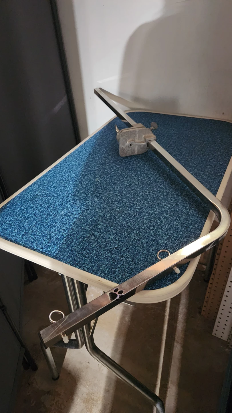 Small Foldable Pet Grooming Table - photo 3