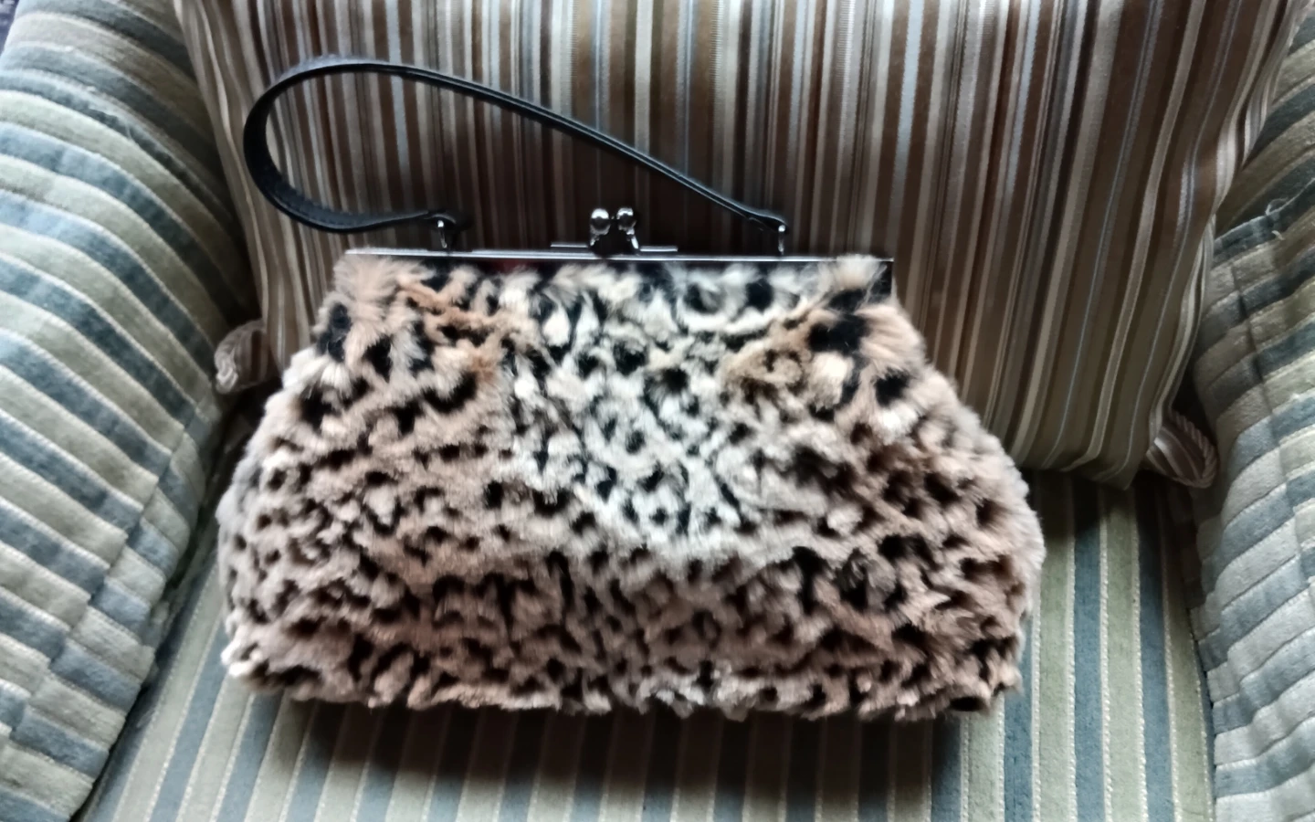 MINT Jeanne Lottie Vintage Faux Fur Leopard Print
