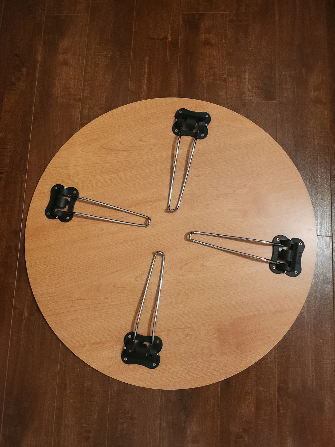 Round Foldable Coffee Table - photo 2