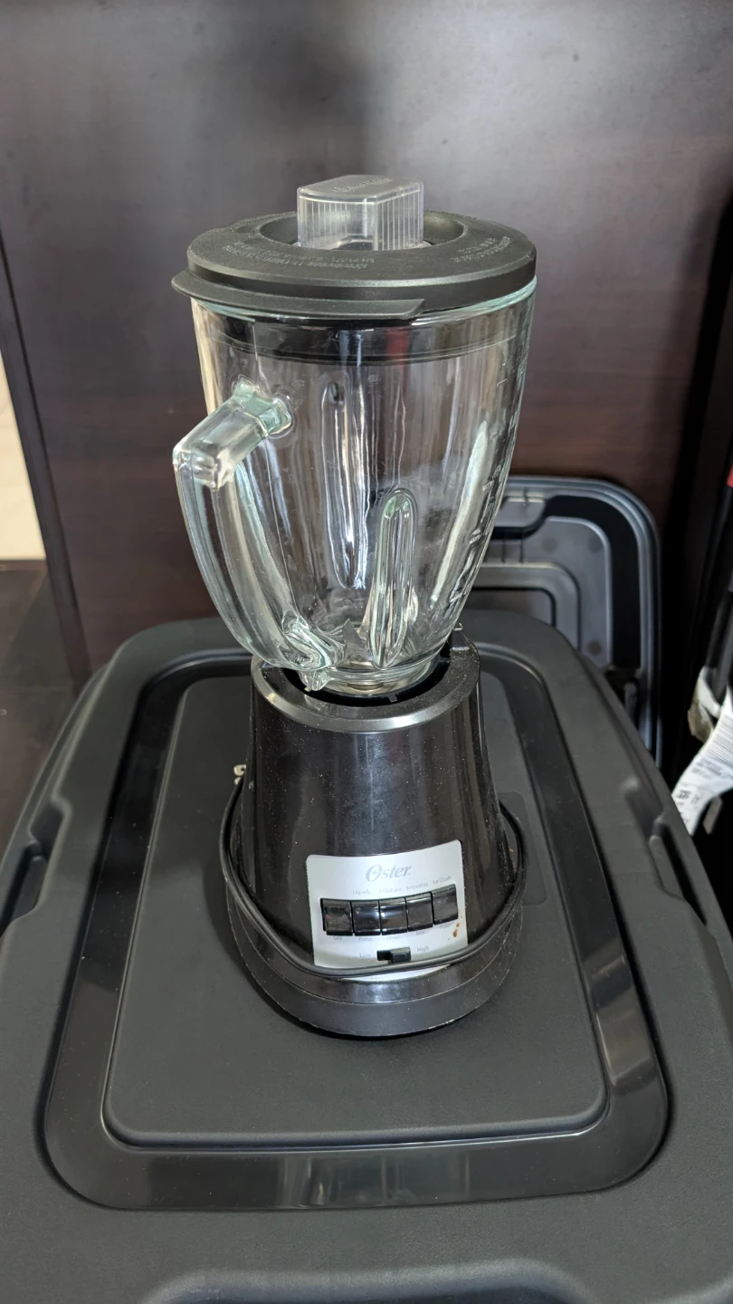 Oster 6-Speed Countertop Blender with 6-Cup Glass Jar