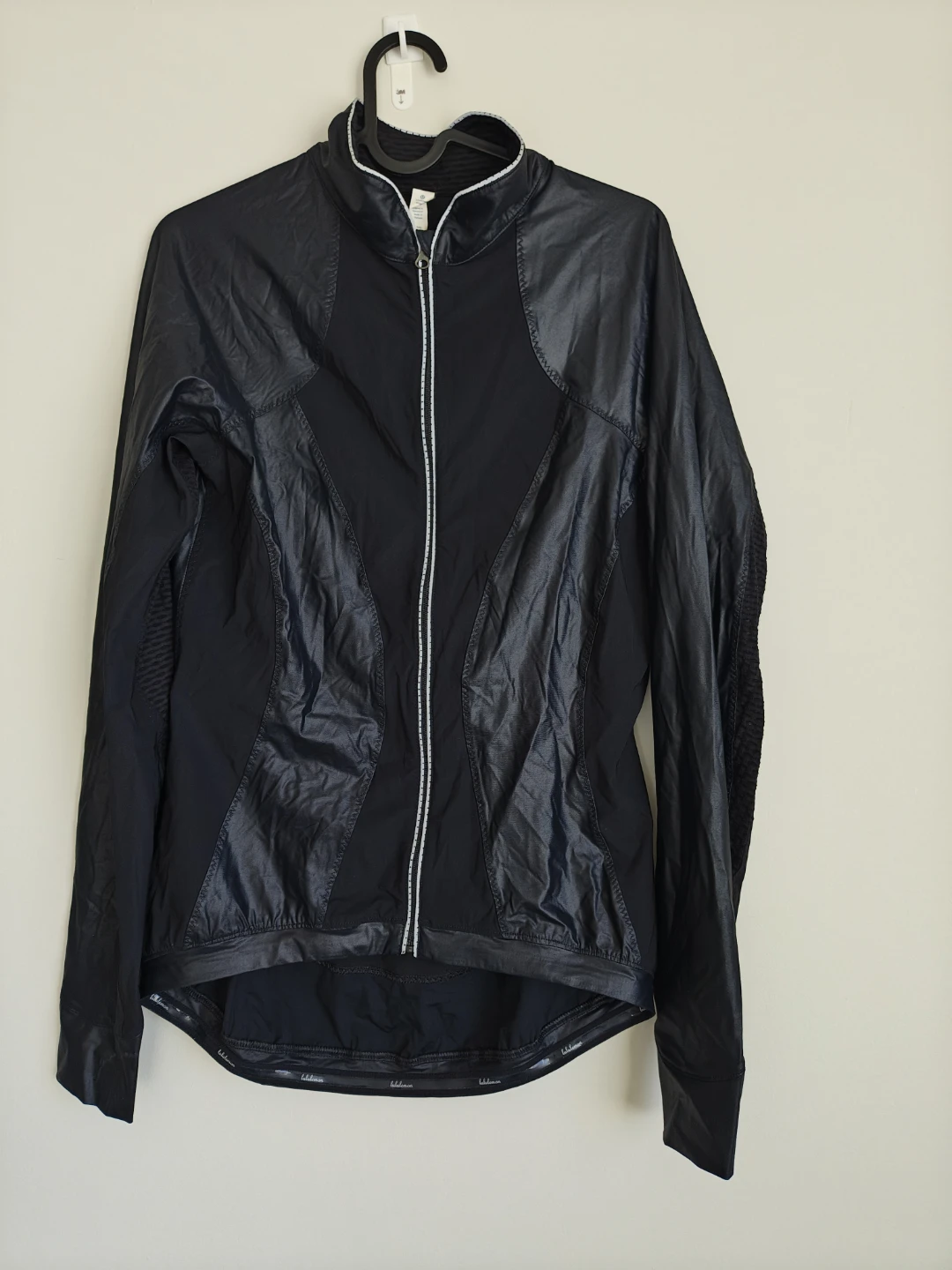 Lululemon Black Athletic Jacket Size 8