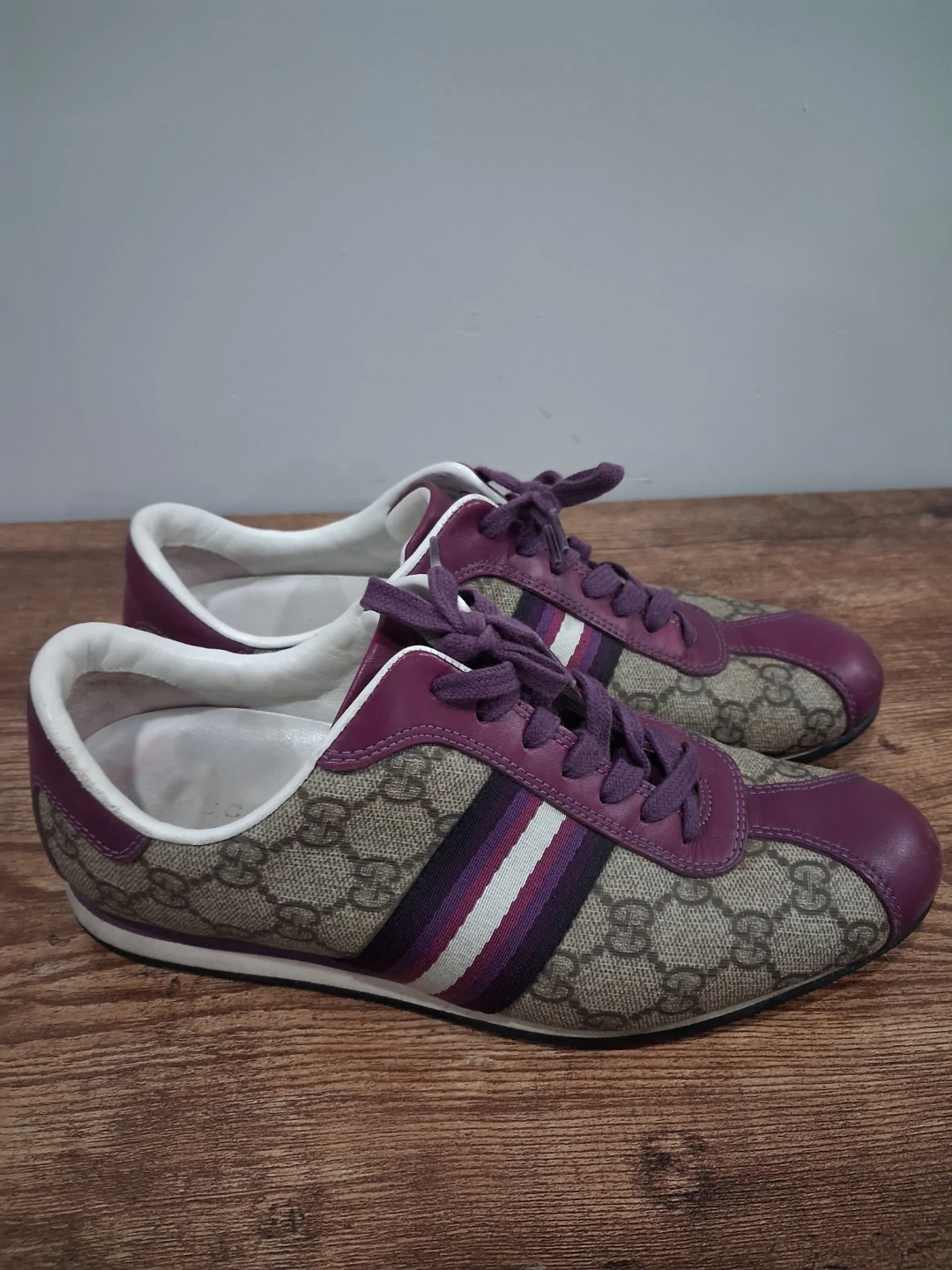 Gucci GG Supreme Sneakers - photo 2
