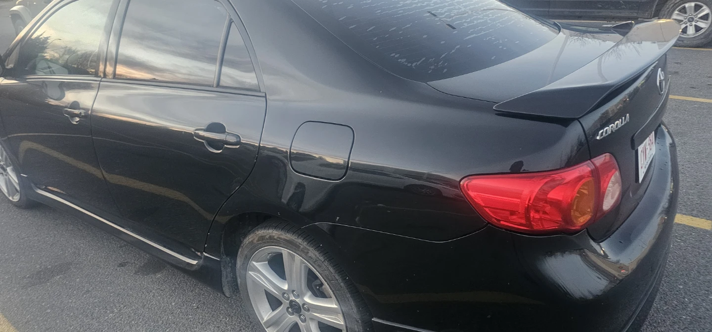 Toyota Corolla XRS Sedan - photo 3