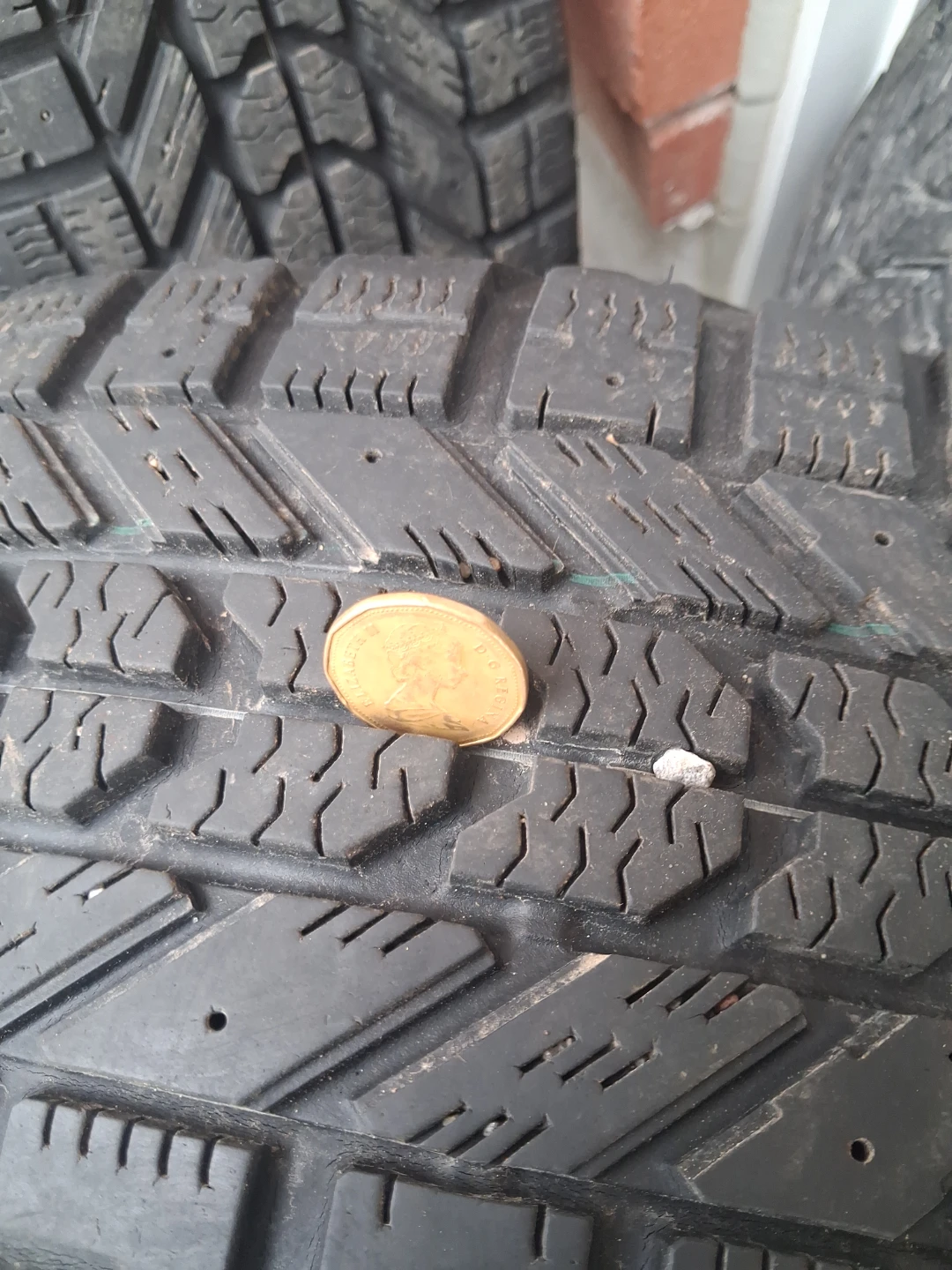 Set of 4 Firestone Winterforce UV Tires on Rims - photo 2
